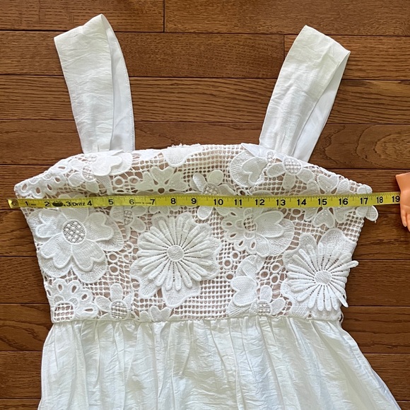 NWT Commense White Floral 3D Lace Maxi Dress - Picture 9 of 16